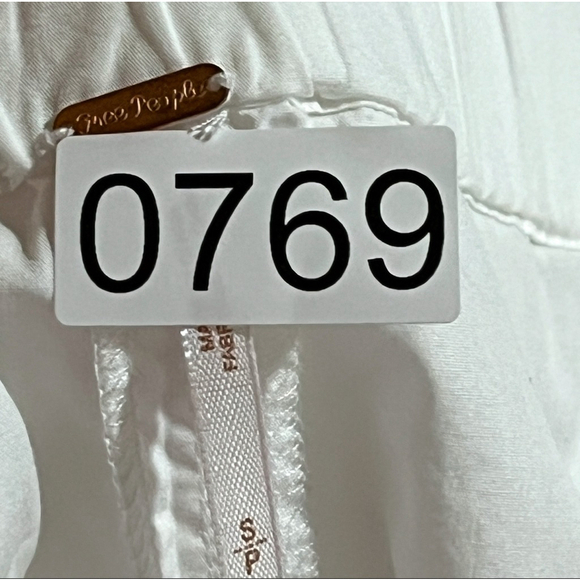 Free People Show Some Shoulder Blouse Women's Small White Tie Sleeve Accent - Picture 15 of 15